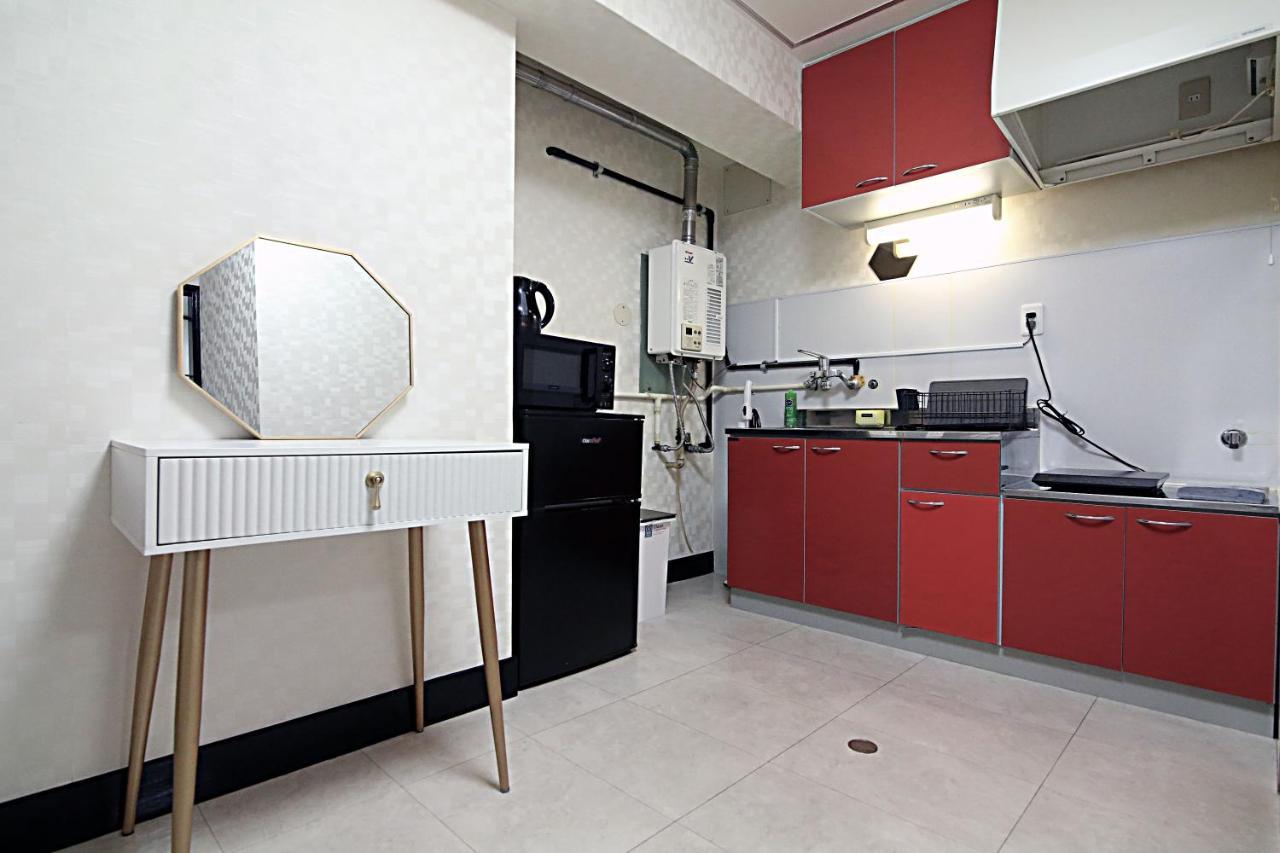Shinjuku! Hayashi House 3P Free Wi-Fi! Apartment โตเกียว ภายนอก รูปภาพ